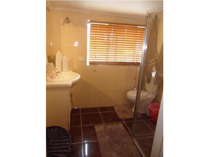 5 Vindon Avenue, Morwell VIC 3840