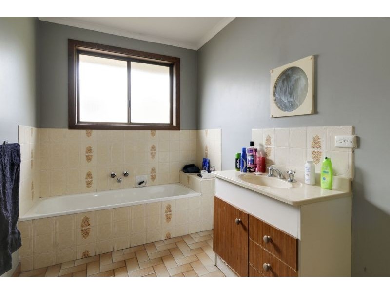 1/3 Berg Street, Morwell VIC 3840