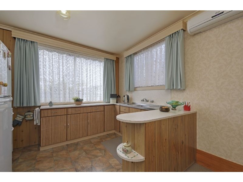 15. Livingstone Street, Morwell VIC 3840