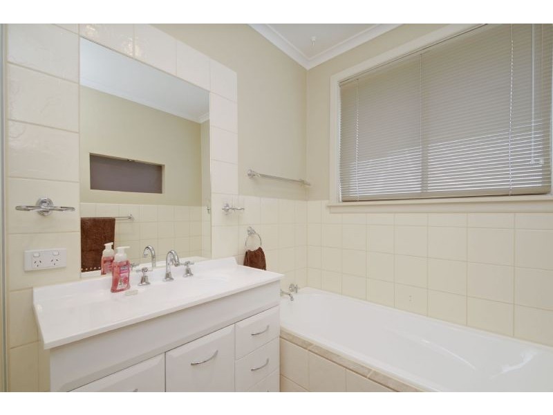 23 Gillie Crescent, Morwell VIC 3840