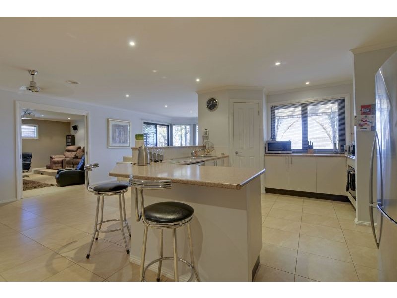 15 Ashley Avenue, Morwell VIC 3840