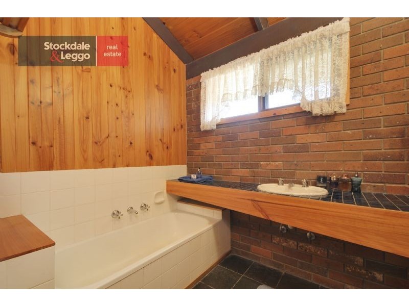 62 Manning Drive, Churchill VIC 3842