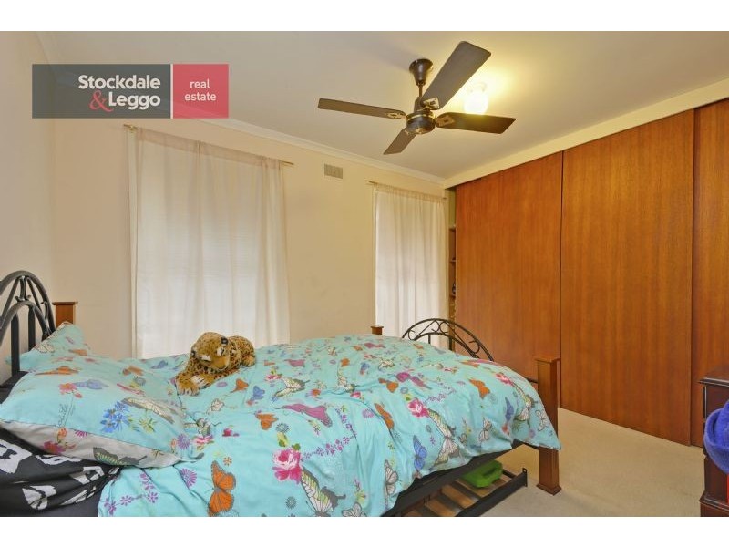 17 Blackwood Crescent, Churchill VIC 3842