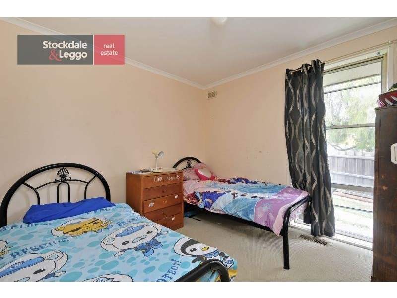 17 Blackwood Crescent, Churchill VIC 3842