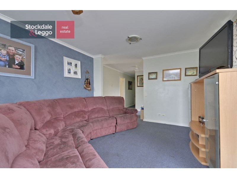 17 Blackwood Crescent, Churchill VIC 3842