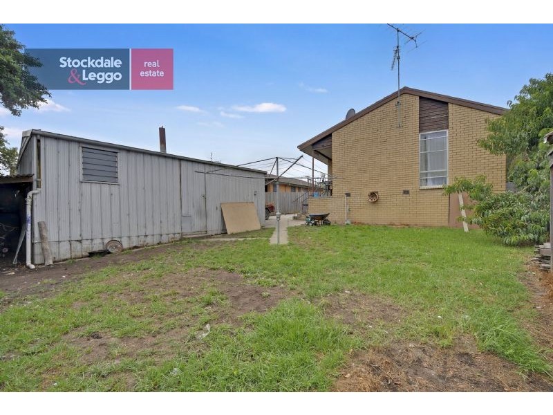 17 Blackwood Crescent, Churchill VIC 3842