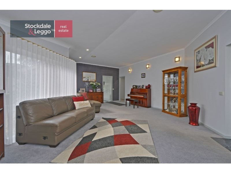 18 Skeldale Wynd, Morwell VIC 3840
