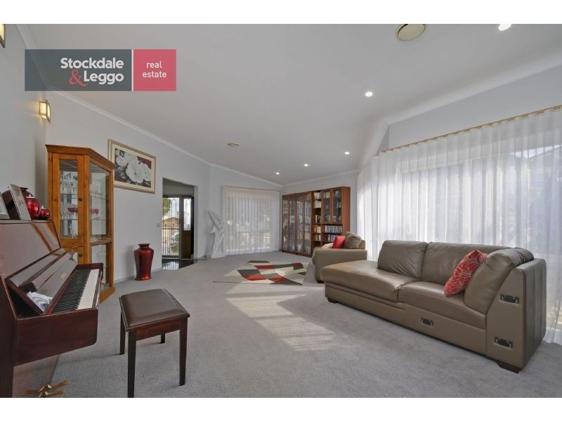 18 Skeldale Wynd, Morwell VIC 3840