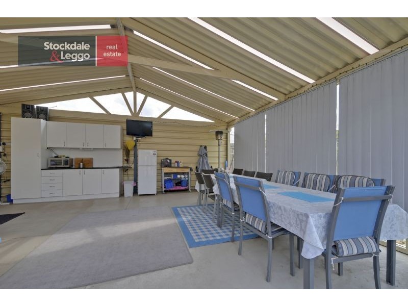 18 Skeldale Wynd, Morwell VIC 3840