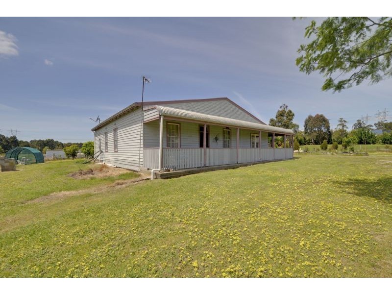 35  Raesowna Rise, Hazelwood North VIC 3840