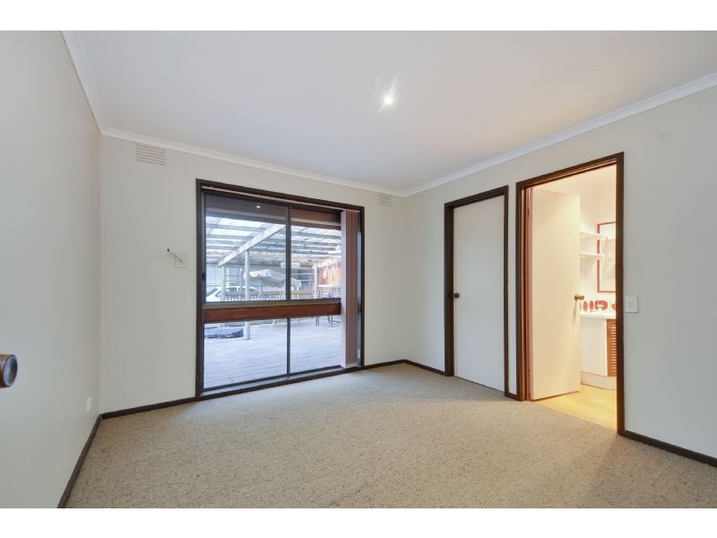 805 Whitelaws Track, Yinnar South VIC 3869