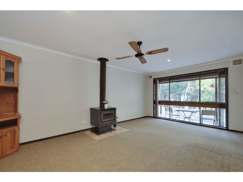 805 Whitelaws Track, Yinnar South VIC 3869