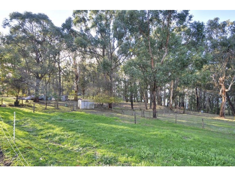 805 Whitelaws Track, Yinnar South VIC 3869