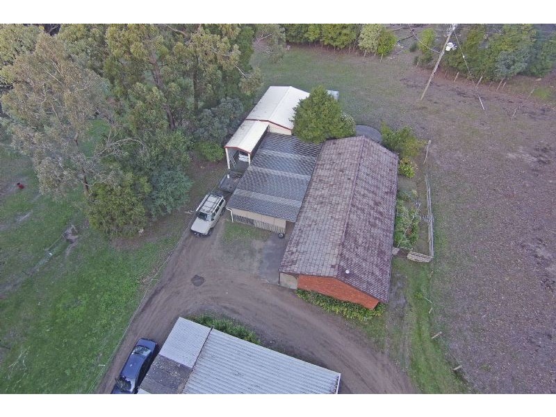 805 Whitelaws Track, Yinnar South VIC 3869