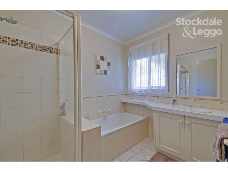 5 Yarak Court, Morwell VIC 3840