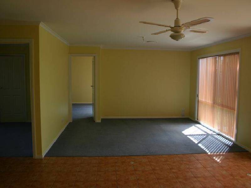 16 Barton Place, Traralgon VIC 3844