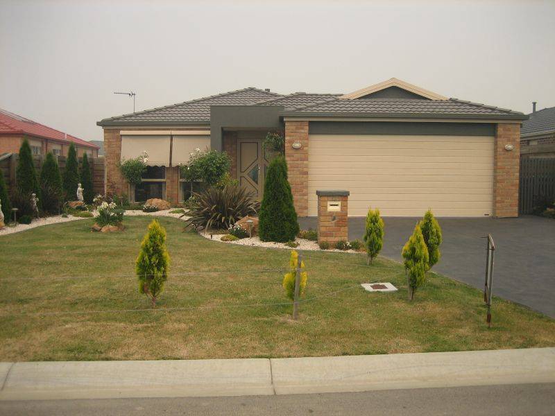 12 Tasman Place, Traralgon VIC 3844