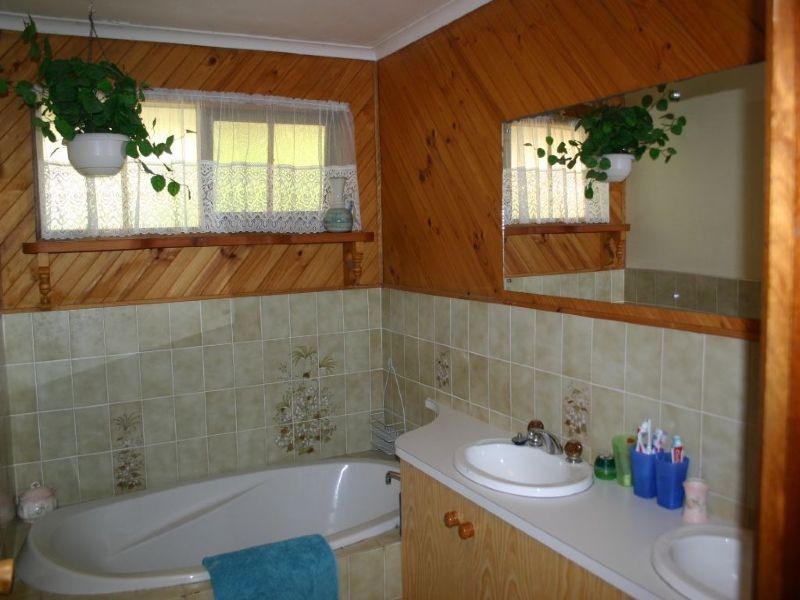 95 Lyndons Road, Callignee VIC 3844