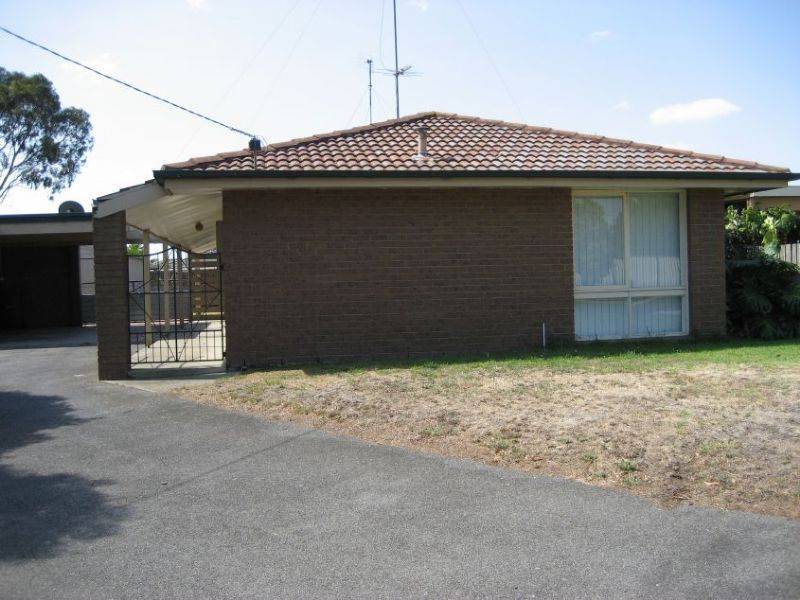 30 James Parade, Traralgon VIC 3844