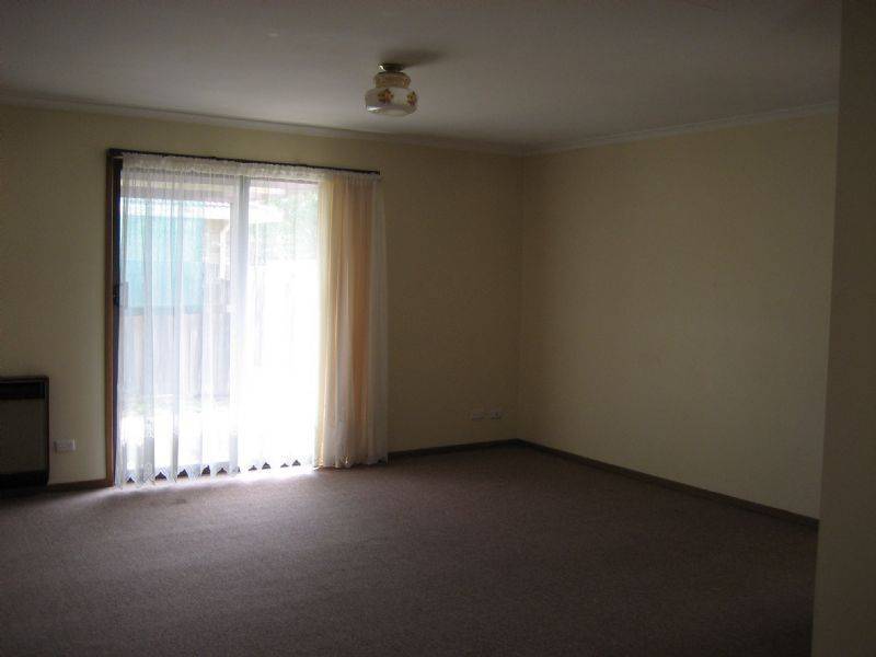 1, 2 & 3/2 Margaret Street, Traralgon VIC 3844