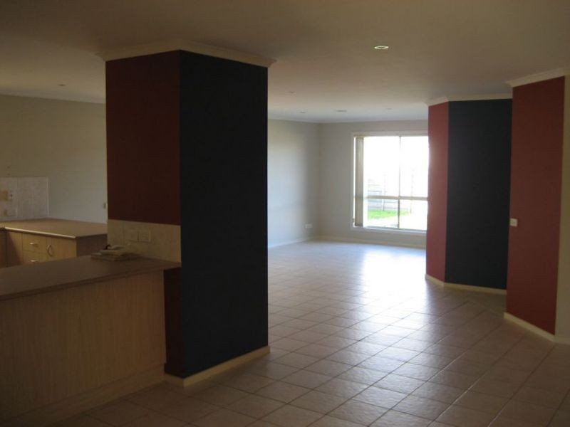 5 Barton Place, Traralgon VIC 3844