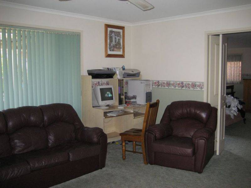 8 Oak Avenue, Traralgon VIC 3844