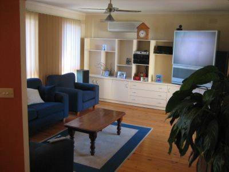 17 Canfield Crescent, Traralgon VIC 3844