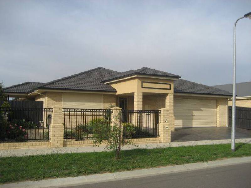 3 Leinster Avenue, Traralgon VIC 3844