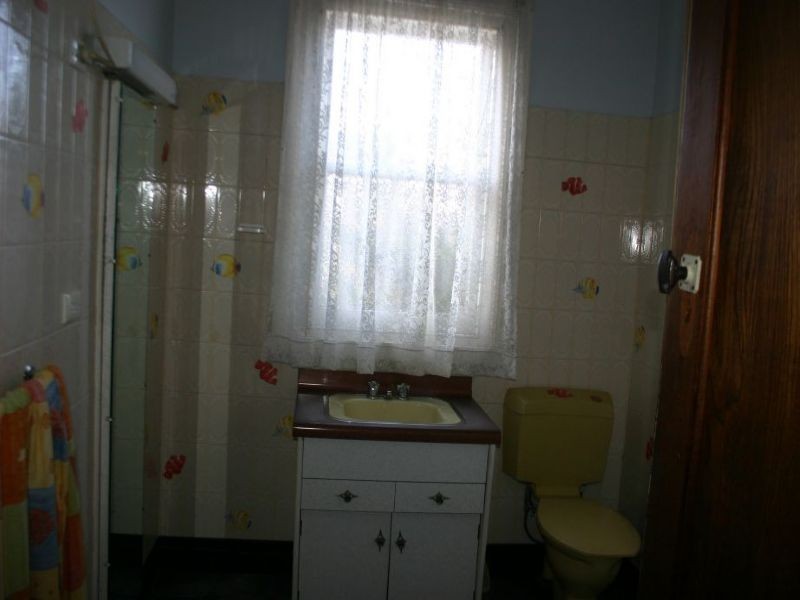 8 Hoyle Street, Morwell VIC 3840