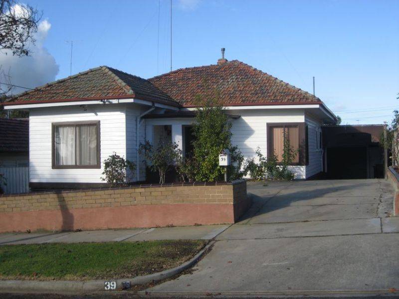 39 Moore Street, Traralgon VIC 3844