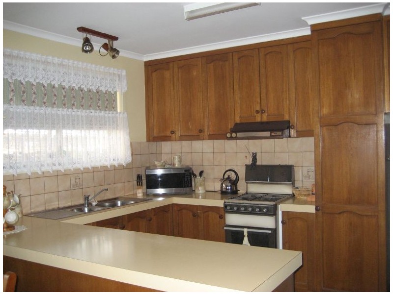 24 Bayley Drive, Traralgon VIC 3844