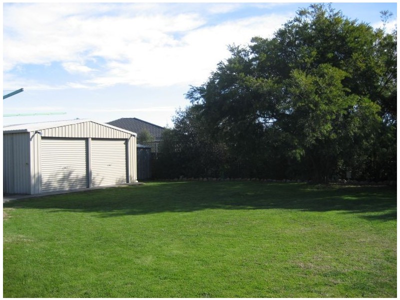 24 Bayley Drive, Traralgon VIC 3844