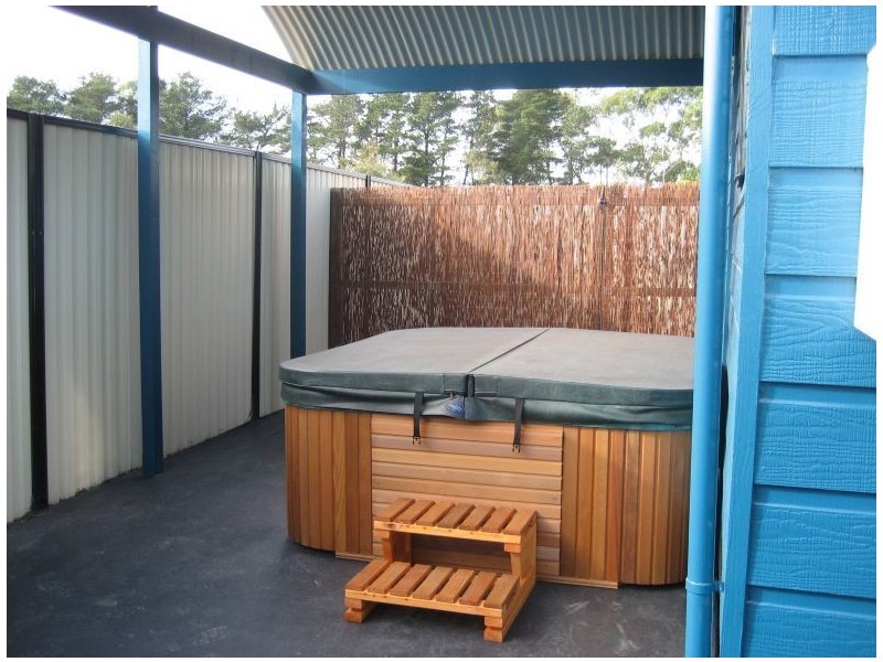 1 Park Lane Tourist Park, Princes Highway, Traralgon VIC 3844