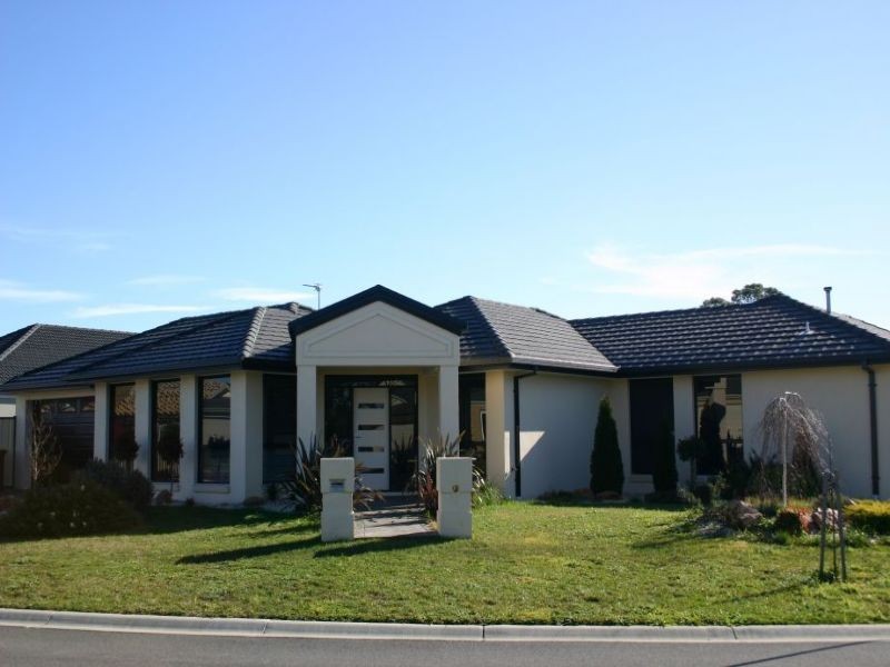 17 Saxby Court, Traralgon VIC 3844