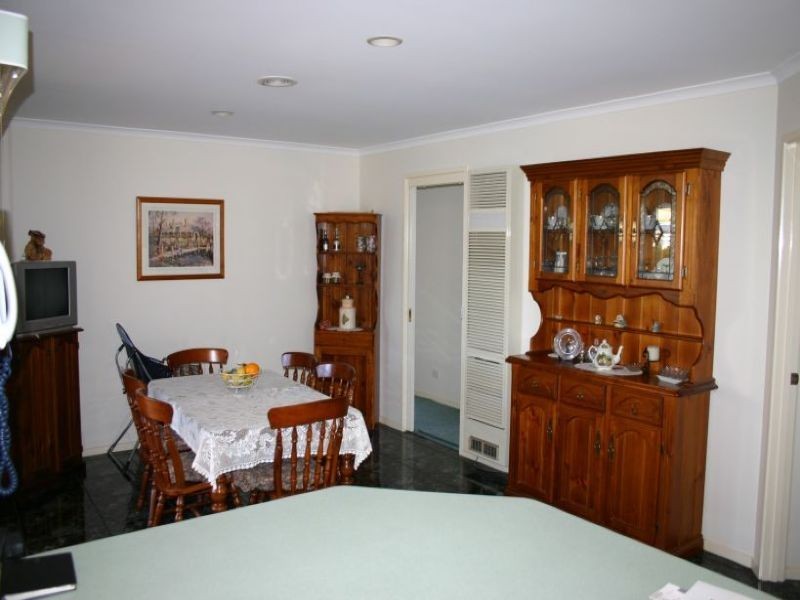 19 Blackwood Close, Traralgon VIC 3844