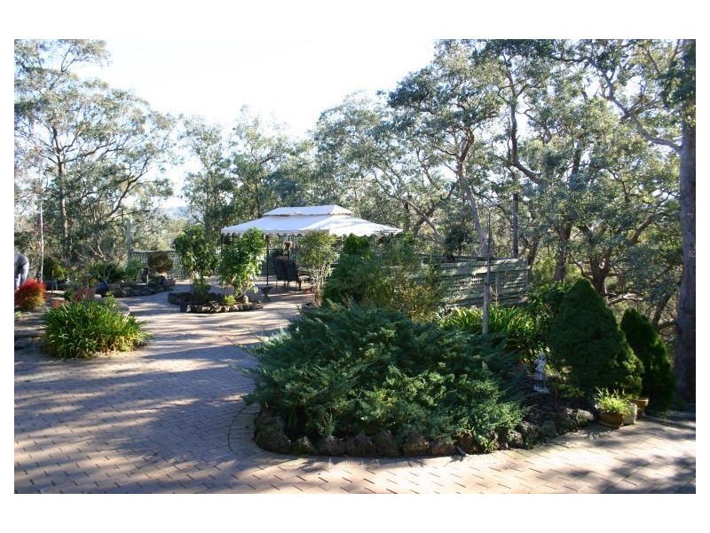 25 Bradys Road, Tyers VIC 3844