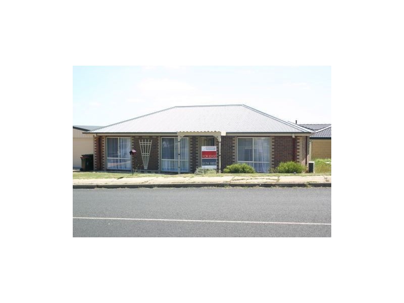 2 Oak Avenue, Traralgon VIC 3844