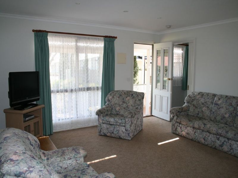 Unit 3 Mayfair Gardens, Park Lane, Traralgon VIC 3844
