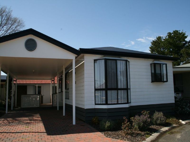 Unit 3 Mayfair Gardens, Park Lane, Traralgon VIC 3844