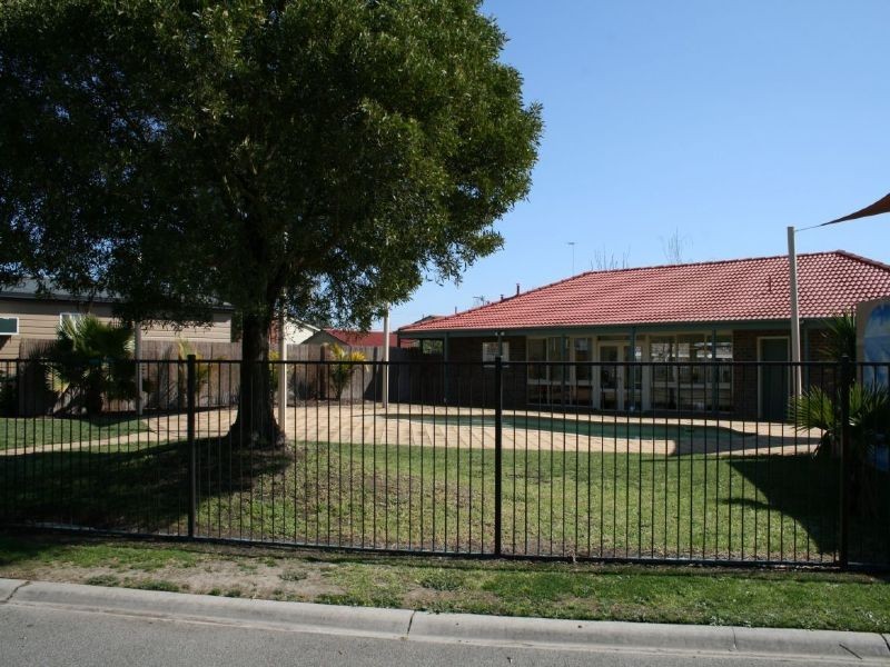 Unit 3 Mayfair Gardens, Park Lane, Traralgon VIC 3844