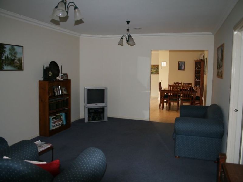 3 Blaxland Court, Traralgon VIC 3844