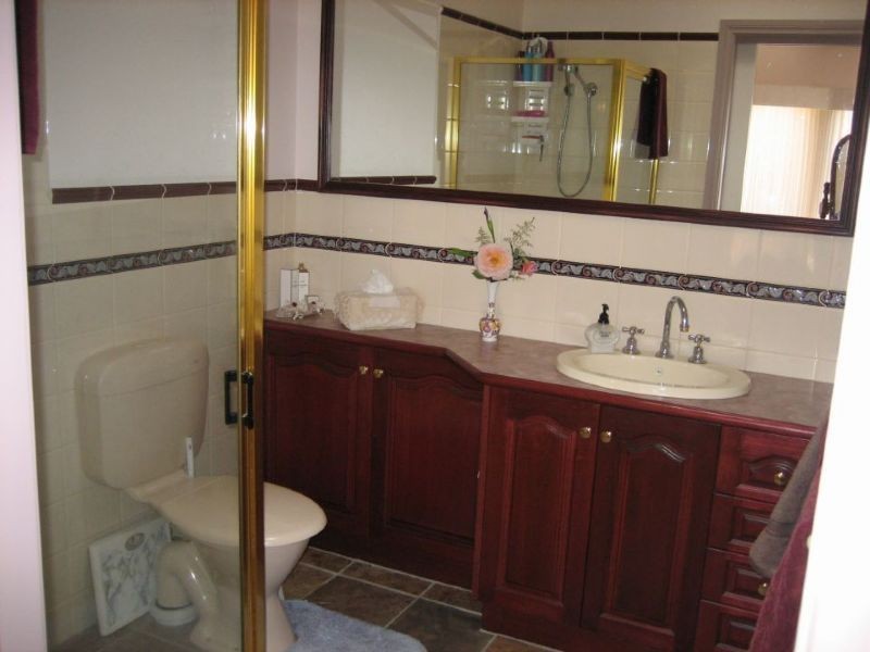 2 Chester Close , Traralgon VIC 3844