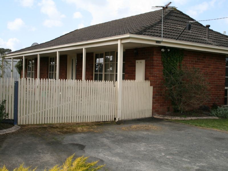 6 George Street, Rosedale VIC 3847