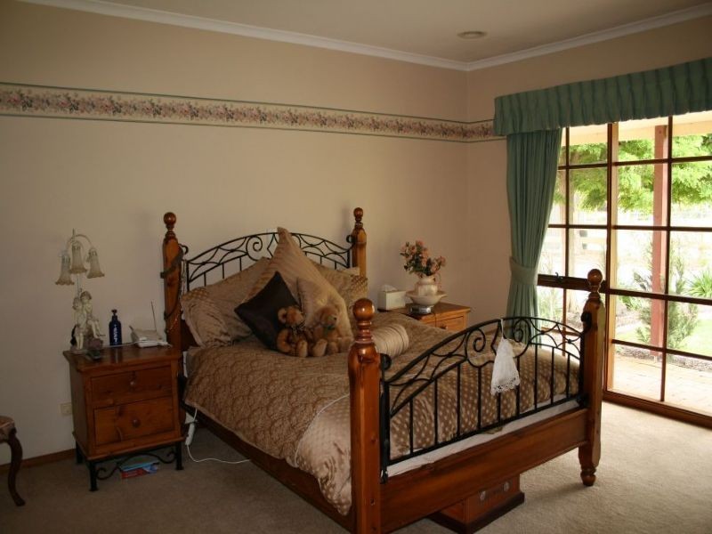 60 Scrubby Lane, Traralgon VIC 3844