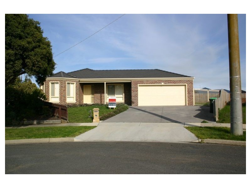 15 Myrtle Crescent, Traralgon VIC 3844