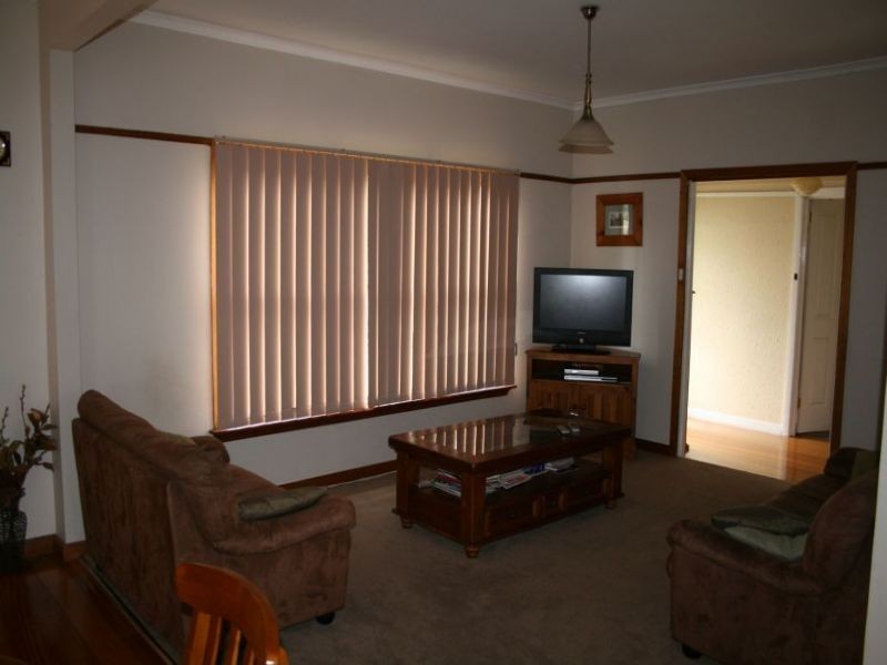4 Hood Street, Rosedale VIC 3847