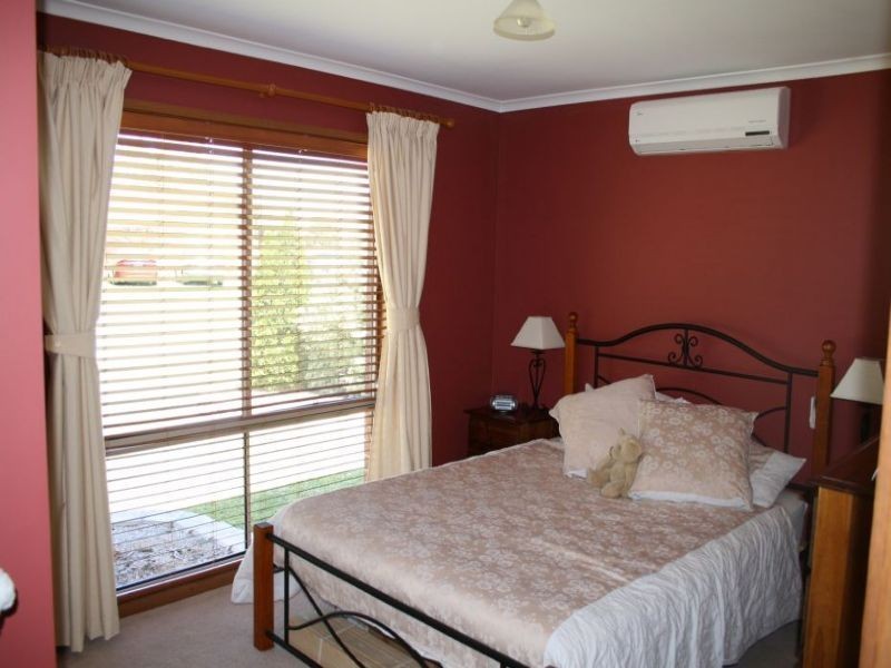 18 Pepperdine Court, Traralgon VIC 3844