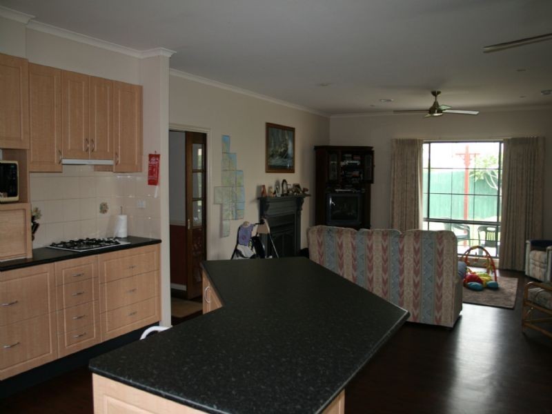 12 Connaught Way, Traralgon VIC 3844
