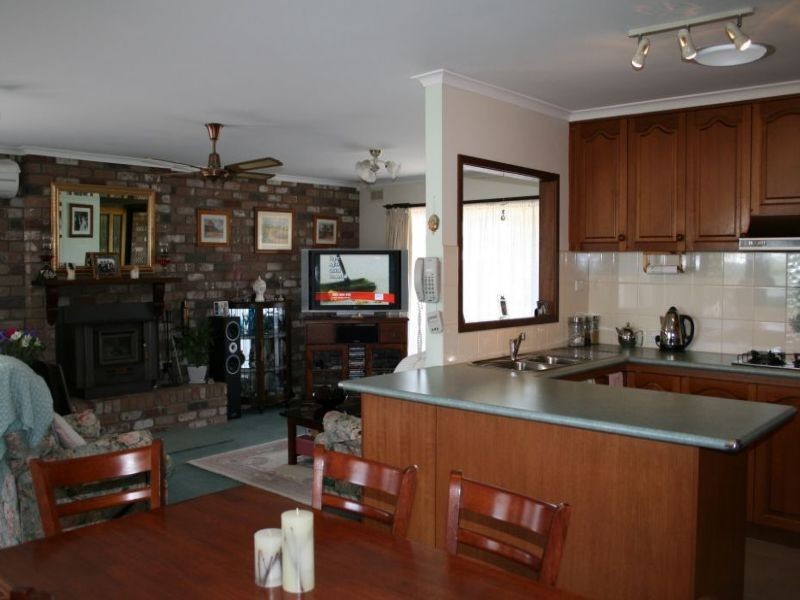 32 Bayley Drive, Traralgon VIC 3844