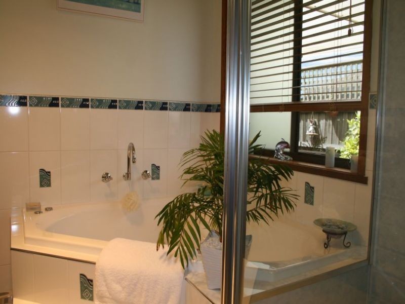 32 Bayley Drive, Traralgon VIC 3844